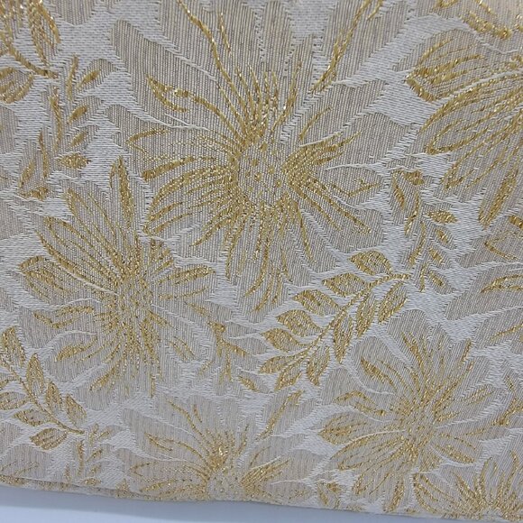 1960s Vintage Avon By Kadin White and Gold‎ Rayon Clutch - Picture 2 of 9